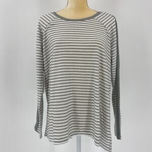 New JACK BB DAKOTA Women's Sweater Top Sz S Ghost Grey Fly Away Hem Split Back